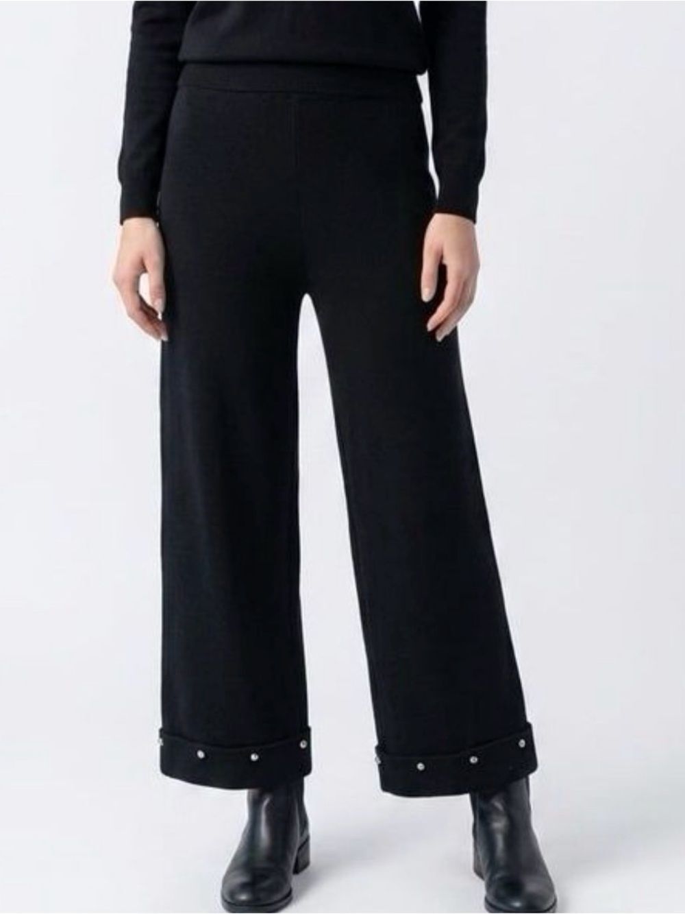 ST. JOHN COLLECTION | Black Wide Leg Studded Knit Pull-On Pants Women’s Size 12